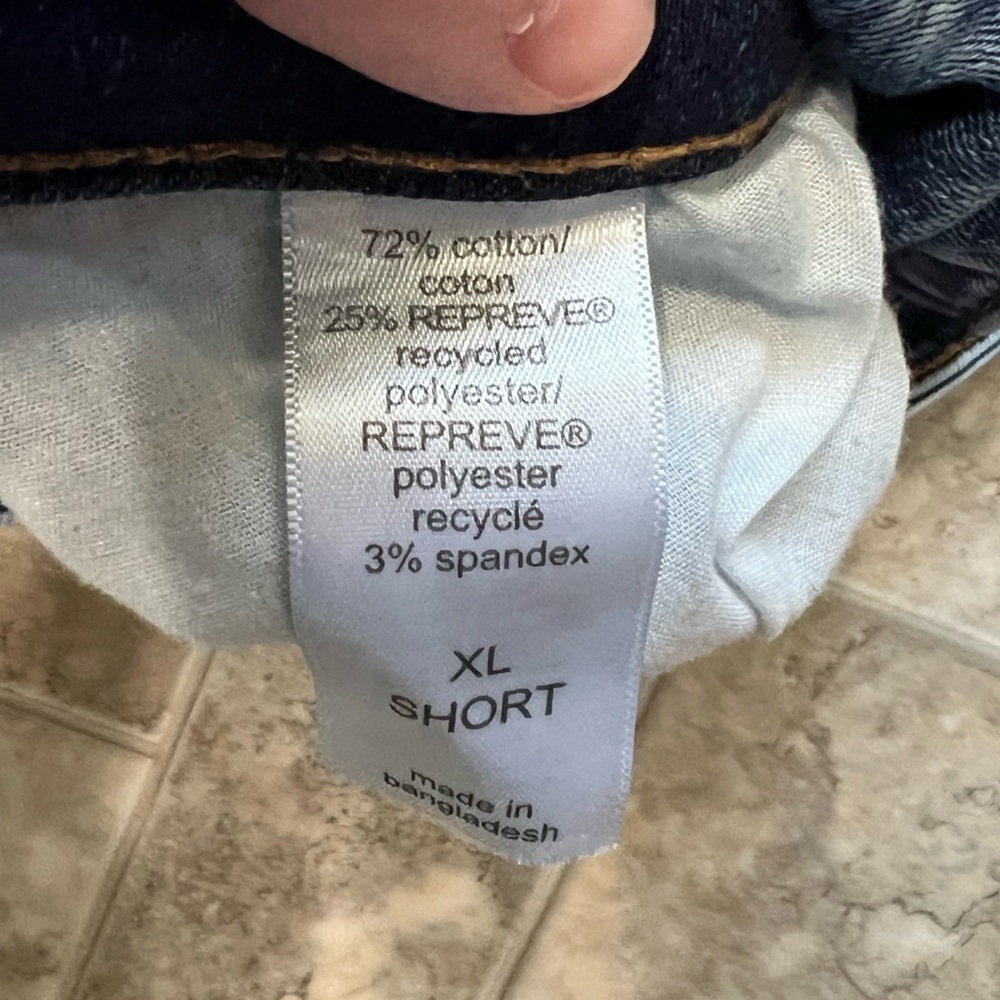 Women’s Maurice’s distressed jeans XL short S - Picture 3 of 8